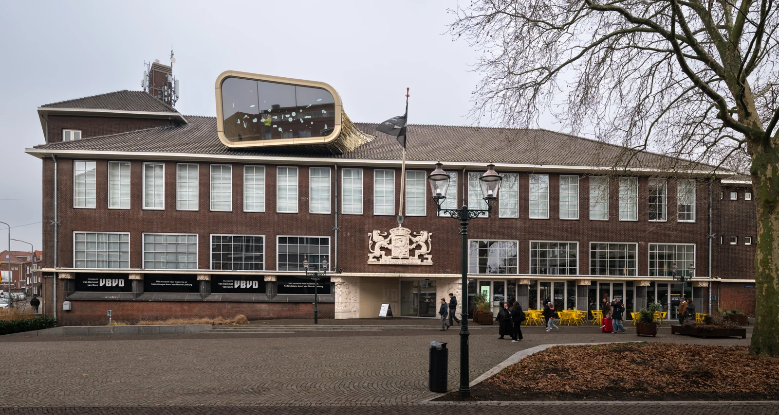 The Museum van Bommel van Dam building on Keulsepoort in Venlo; this is not an image of the exhibition.