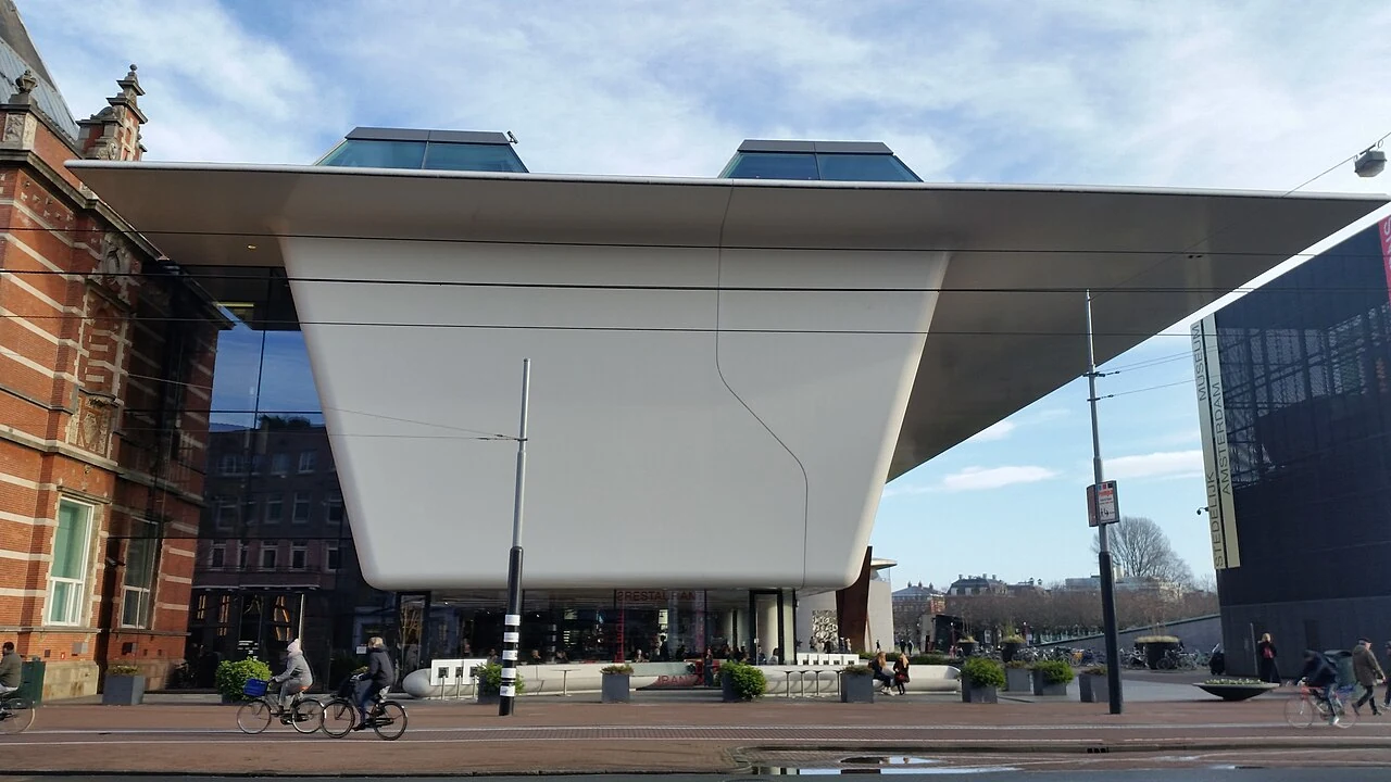 The Stedelijk Museum Amsterdam seen from Van Baerlestraat in 2019; this does not show Pendleton’s exhibition.