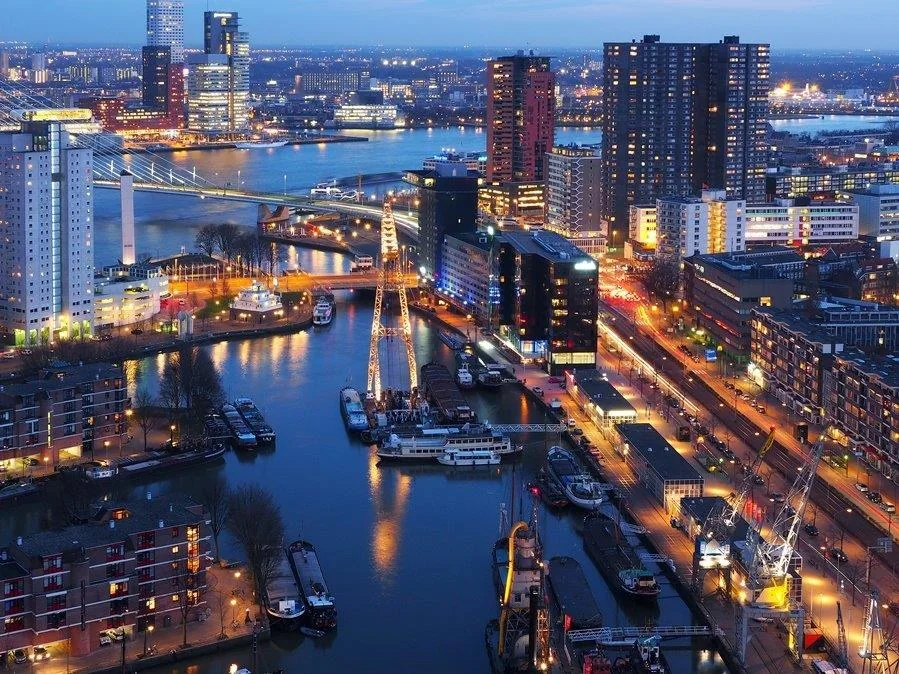 Rotterdam Museum Harbour at dusk