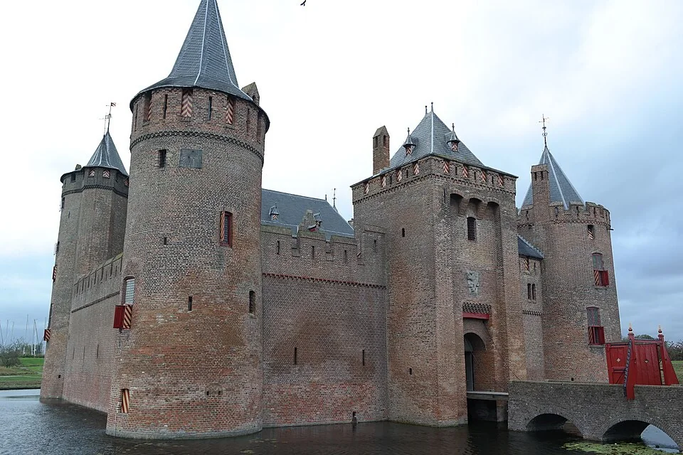 Château de Muiderslot, extérieur