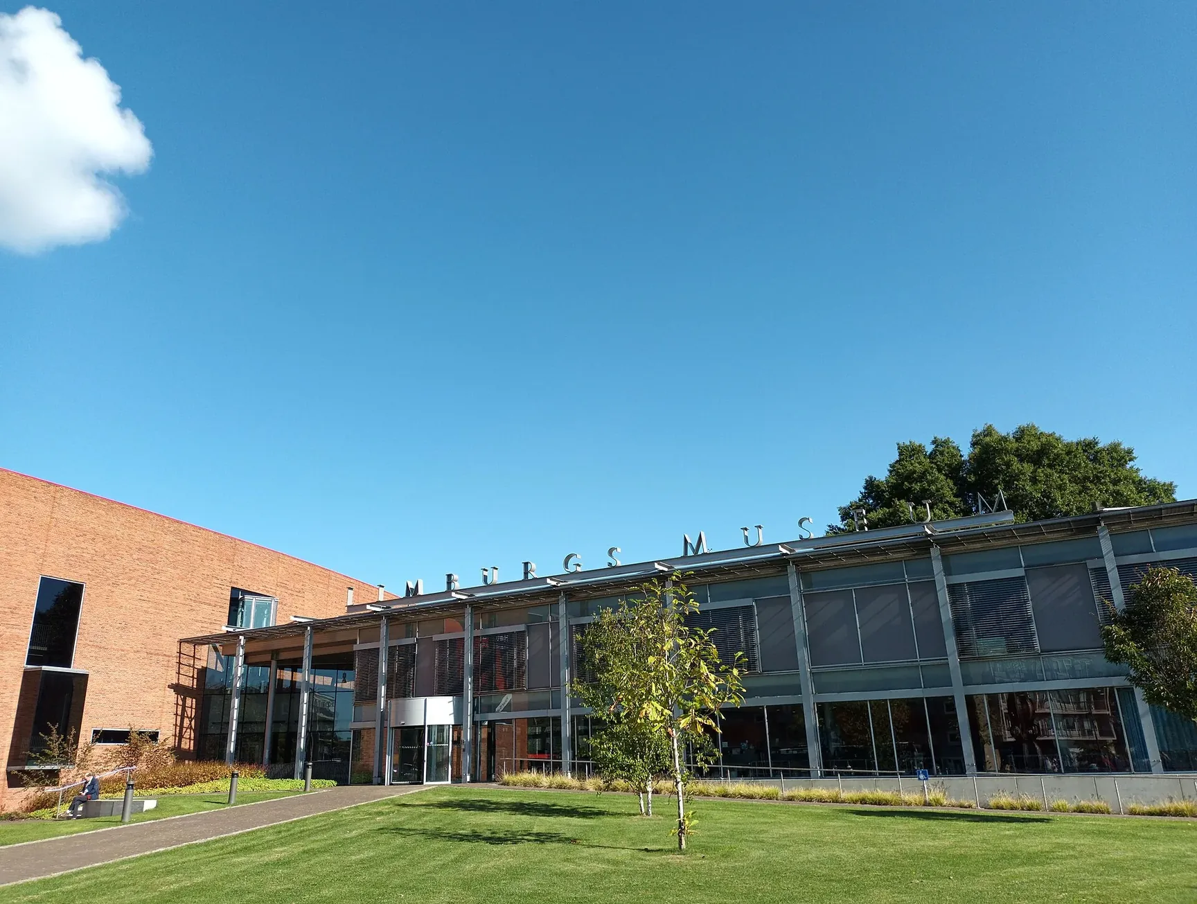 Exterior of the Limburgs Museum in Venlo on a sunny day.